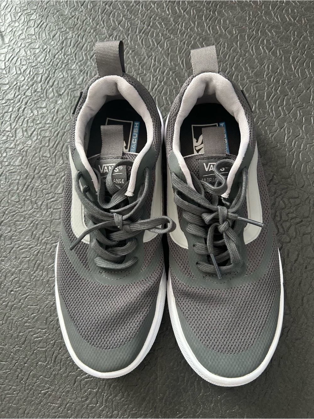 Vans Men's/Womens Gray Ultrarange Mesh Sneakers